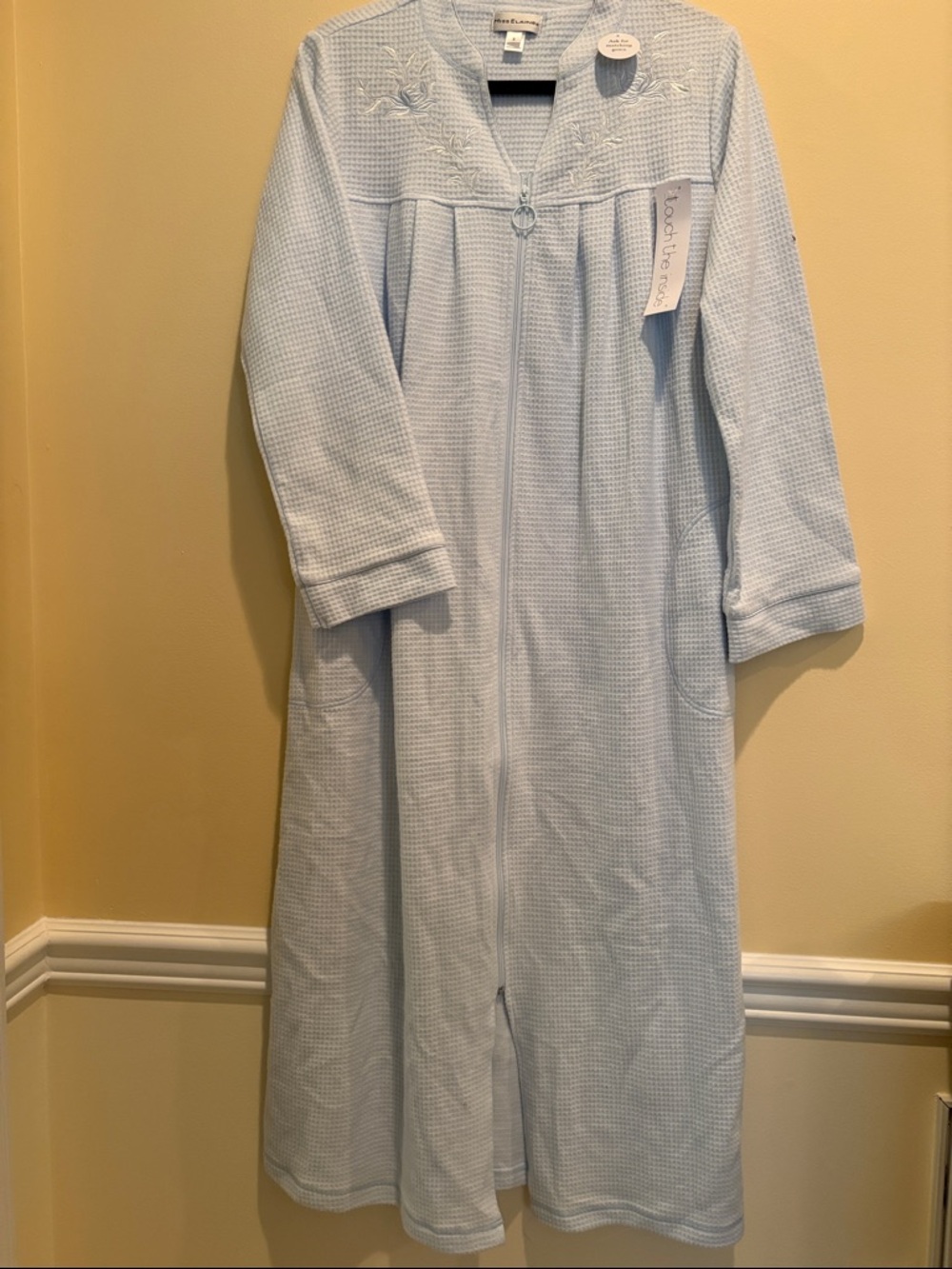 NWOT Light Blue Women’s Robe Small